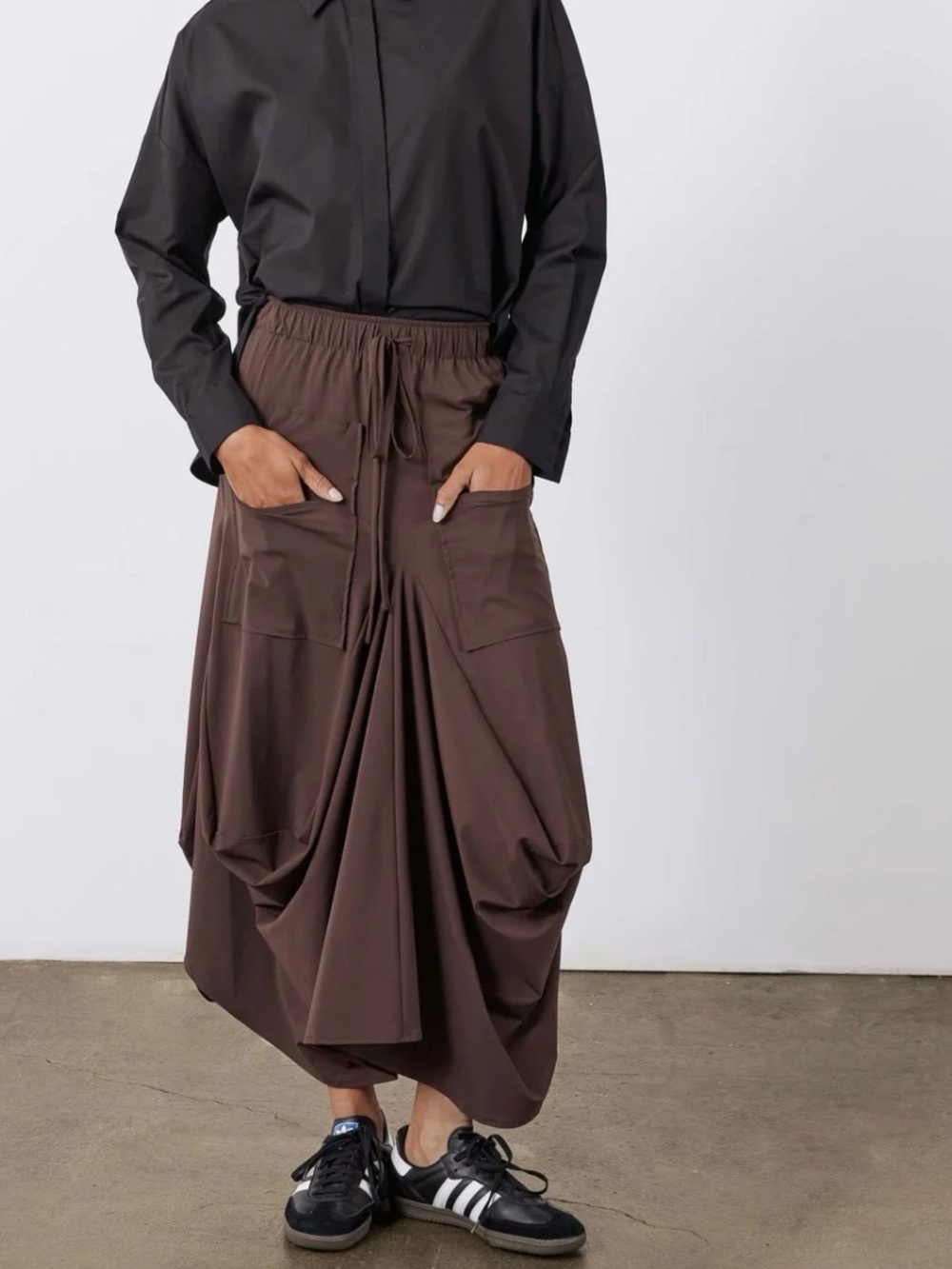 Ruti Petite Go-to Skirt (PS) -EUC 🤎